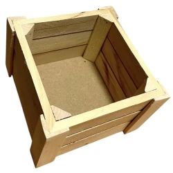 Drvena gajbica za vino i čokoladu - 13 x 10.5 x 13 cm