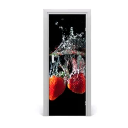 tulup.si Samolepilni tapete na vratih Jagode v vodi 95x205 cm
