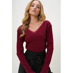 Trend Alaçati Stili Womens Burgundy Back Front V Neck Lace Detail Blouse
