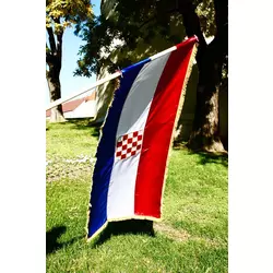 Hrvatska povijesna zastava, sveeana