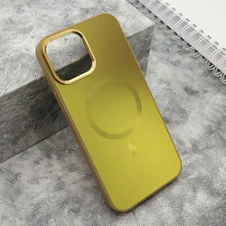 Maska COLOR METAL MagSafe za iPhone 13 Pro Max/ zlatna