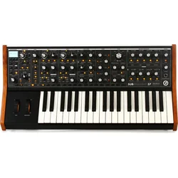 MOOG Subsequent 37 Synthesizer (Samo odprto)