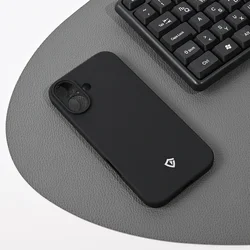 Maska za iPhone 17 63 mat Teracell Skin crna