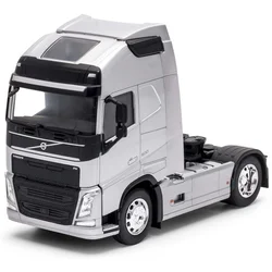 Welly Traktor Volvo FH4 kratek 1:32