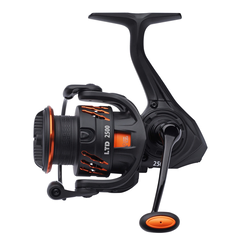 SAVAGE GEAR MAŠINICA SG ORANGE LTD 4000FD 9BB