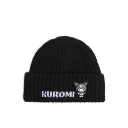 Cropp - Kapa beanie sa zakrpom Kuromi - CRNO