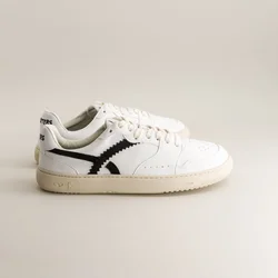 Fleeters Mango White & Black