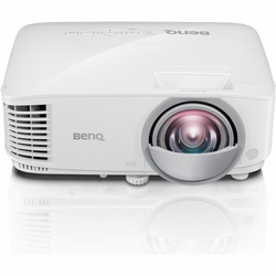 BENQ projektor FullHD/BluRay/3D/XGA MX825ST