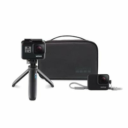 Sportska digitalna kamera GOPRO HERO7 Black, 4K60, 12 Mpixela + HDR, Touchscreen, Voice Control, 3 Axis, GPS, + Super Suit AADIV-001