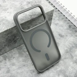 Futrola silky magsafe matte za iphone 17 pro (6.3) siva ( F121173 )