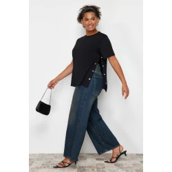 Trendyol Curve Black Button Detailed Knitted T-shirt