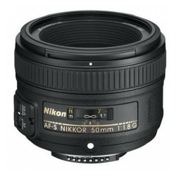 Nikon objektiv AF-S 50mm F/1,8 G + darilo: Hoya 58mm C-PL filter
