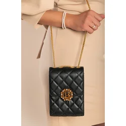 Elegantna manjša ročna torbica s prešitim detajlom, črna