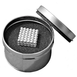 AUR Neocube - srebrne magnetne kroglice v darilni škatli
