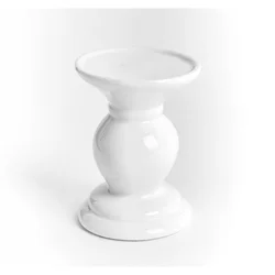 Beli porcelanski svecnjak 9* visina 12cm 181720