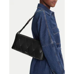 Calvin Klein Ročna torba Ck Woven Elongated Shoulder Bag K60K612992 Črna