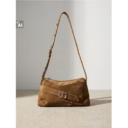 Sinsay - Crossbody torba od imitacije antilopa - zlatno braon