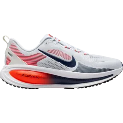 Nike Tekaški copati Vomero 18