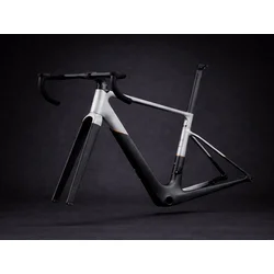 Trigon RC2 Mid-Night-Gold 2026
