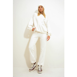 Trend Alaçati Stili Womens Ecru Crew Neck Elastic Waist and Leg Two Yarn Basic Tracksuit