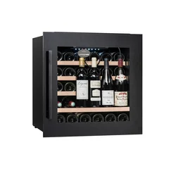 Hladnjak za vino Avintage AVI63CSZF