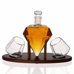 Diamond darilni set za Whisky 850ml s kozarci