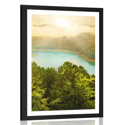 Plakat s paspartujem reka sredi zelenega gozda - 40x60 black