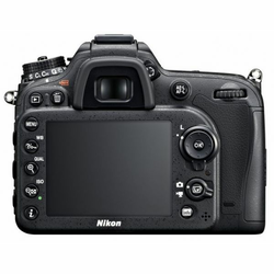 NIKON D-SLR fotoaparat D7100 + 18-105 VR + darilo