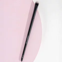 Četkica za korektor No. 17 | Četkice za Šminkanje | Brushworks | Kozmo Online