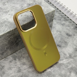 Maska COLOR METAL MagSafe za iPhone 15 Pro/ zlatna
