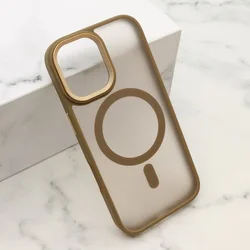 Futrola silky magsafe ii za iphone 17 (6.3) zlatna ( F122819 )
