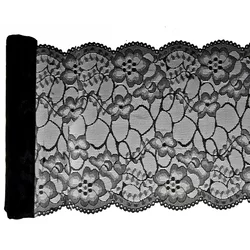 Santex Namizni premium tekač - Čipka 18 x 300 cm Barva: Černa
