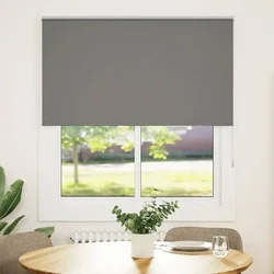 Rolo zavjesa Blackout siva 135x130 cm Širina tkanine 131,6 cm