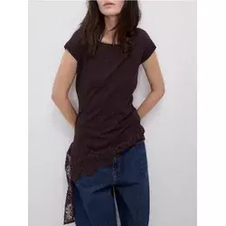Reserved - Bluza s čipkastim završetkom