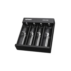 XTAR Univerzalni USB punjač akumulatora do 4 kom.