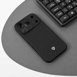 Maska za iPhone 17 Pro 63 mat Teracell Skin crna