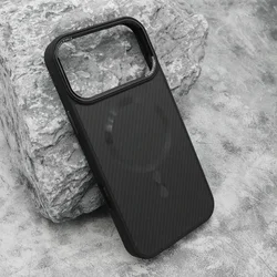 Magsafe za iphone 17 pro max (6.9) crna Futrola carbon (big camera) ( F122750 )