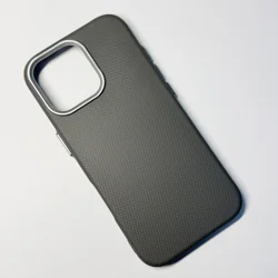 Maska MonoLine za iPhone 17 siva