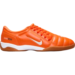 Nike Obutev Total 90 SP