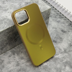 Maska COLOR METAL MagSafe za iPhone 12/12 Pro/ zlatna