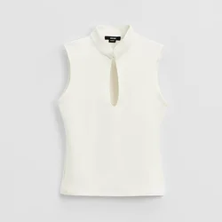 Bluza sa prorezom na dekolteu