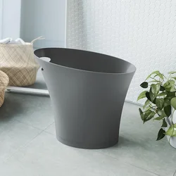 Višenamjenski koš — by KARIM RASHID