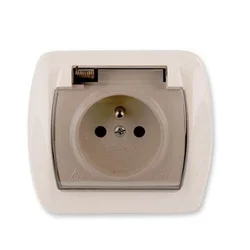 Enojna vtičnica Chord Z/U IP44 z dimno loputo bež - E131AA-KN080