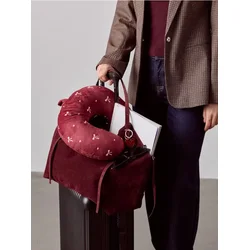 Sinsay - Putni jastuk sa motivom mašnica - maroon