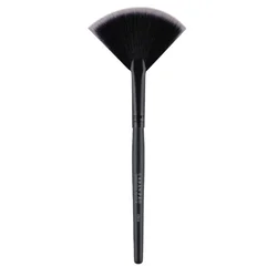URBAN PRO Makeup Četkica 030A lepezasta