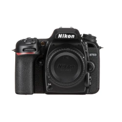 Digitalni fotoaparat Nikon D7500 tijelo bez objektiva