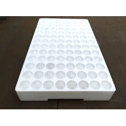 PLATO SETVENI STIROPOR 104odprtine