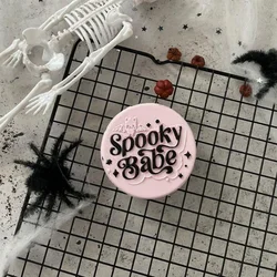 KREATIVNI SLATKIŠI Modla za kolače i ukrase Spooky babe, 7 cm, Bela