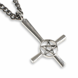 Ogrlica z obeskom Cross - PSY611