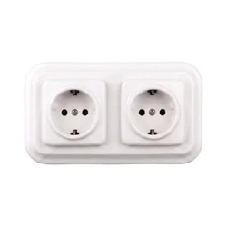 Elhard - Dvostruka keramička retro utičnica za kućnu upotrebu sa okvirom SCHUKO 230V bela